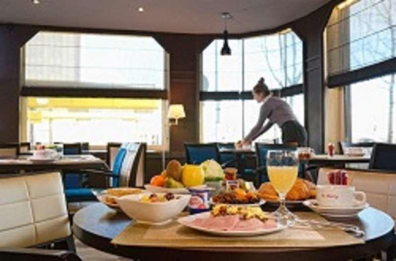 Hotel Le Berry Saint-Nazaire Restaurante foto